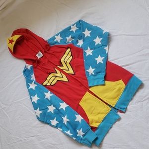 Dc comics Wonder Woman hoodie like new!